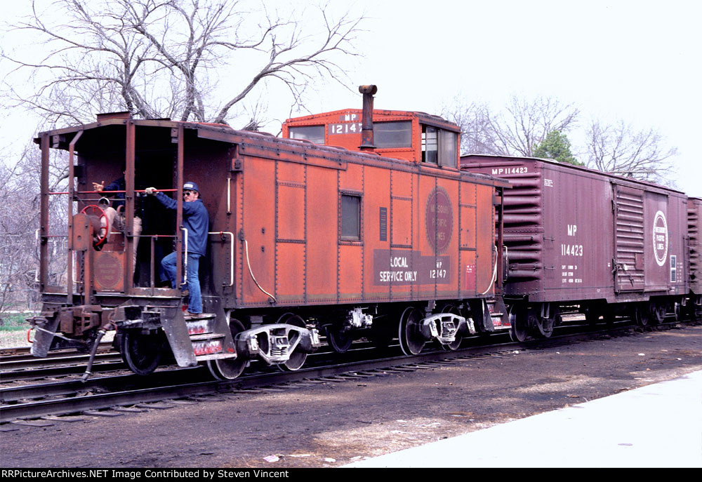 Missouri Pacific caboose MP #12147